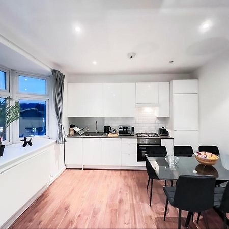 Prime Location Camden Luxury Apt Sleeps 6 London Kültér fotó