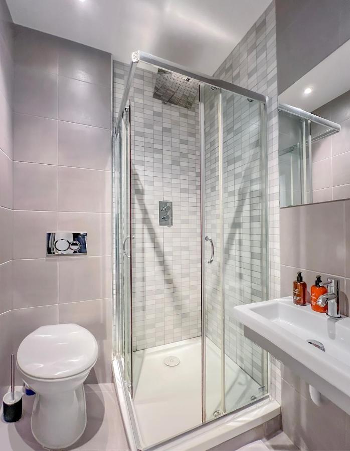 Prime Location Camden Luxury Apt Sleeps 6 London Kültér fotó